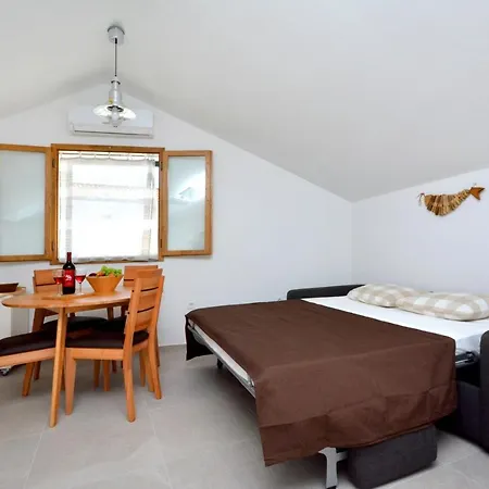 Appartement Primosten2 Primošten