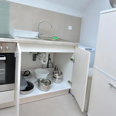 Primosten2 Appartement *